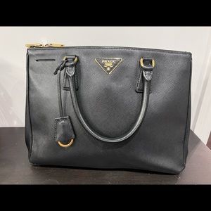 Prada Lux Saffiano Leather double zip medium bag - with authenticity card